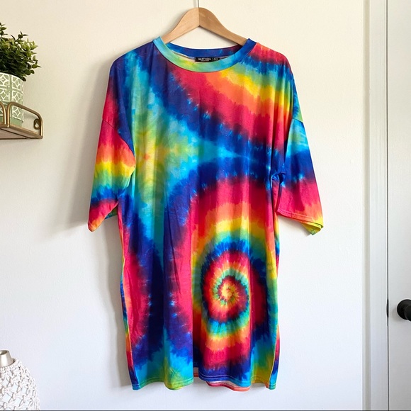 Nasty Gal Tops - Nasty Gal Tie Dye Oversized Tee